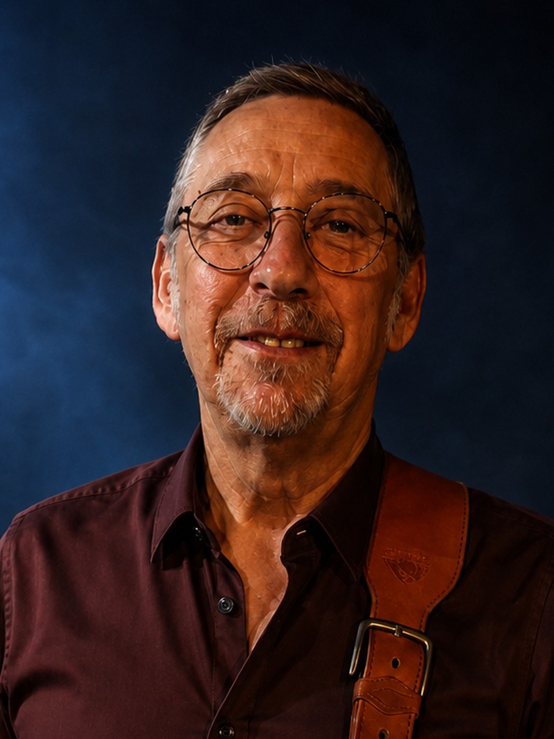 Graham, bass